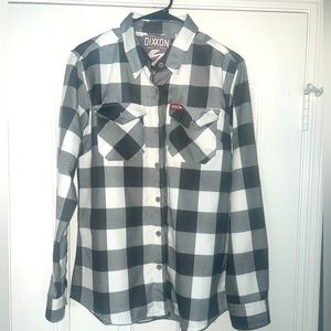 DIXXON women’s flannel.